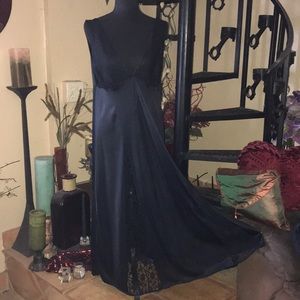 Vintage Full Sweep Lace Panels Slippery Long Maxi Nightgown Slip Dress Chemise